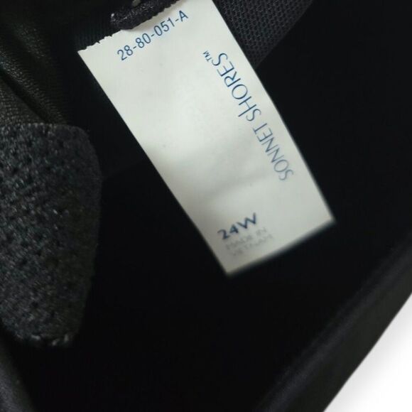 Sonnet Shores Womens Size 24 Black One Piece Swimsuit Slimming Adjustable Strap - Picture 4 of 4